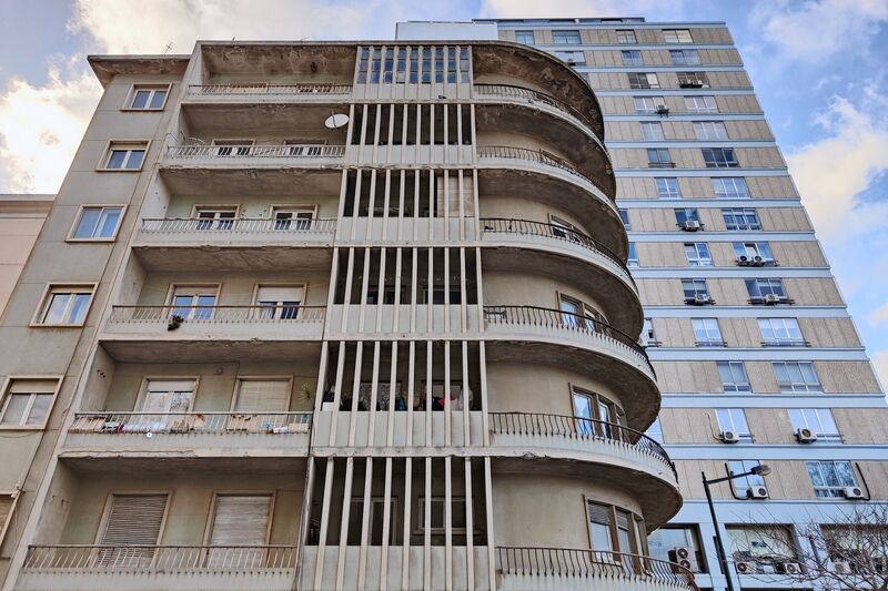 Apartment for remodeling T2 Campolide Lisboa - balcony, store room