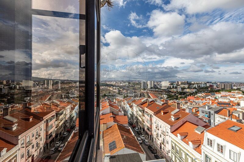 Apartment Refurbished in good condition T3 Campolide Lisboa - balcony, garage, balconies