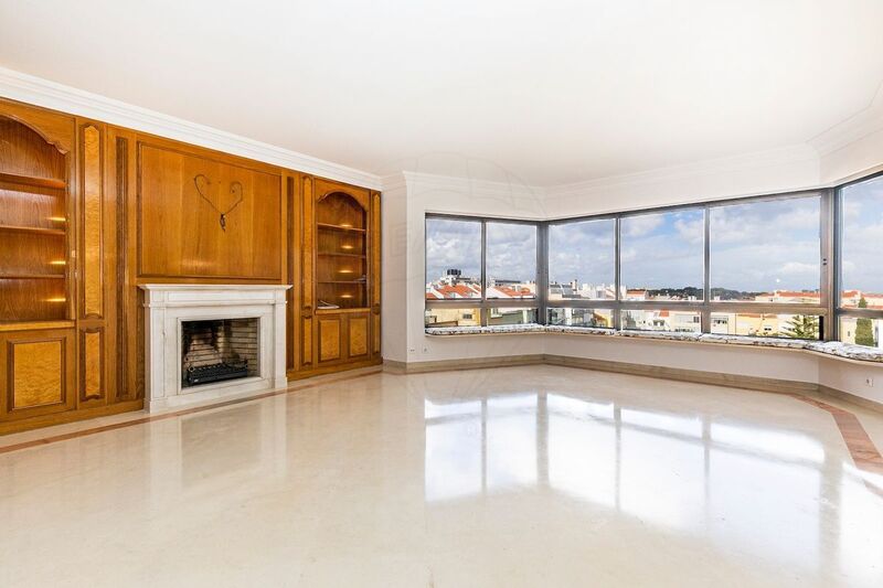 Apartamento T3 de luxo Areeiro Lisboa - condomínio privado, lareira, jardins, piscina, garagem