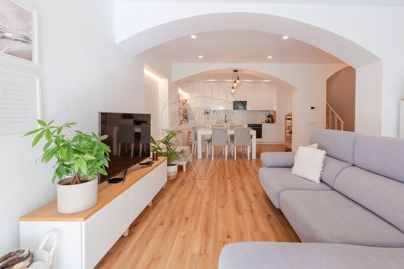 Apartment T3 Refurbished excellent condition Penha de França Lisboa - terrace, store room, garden