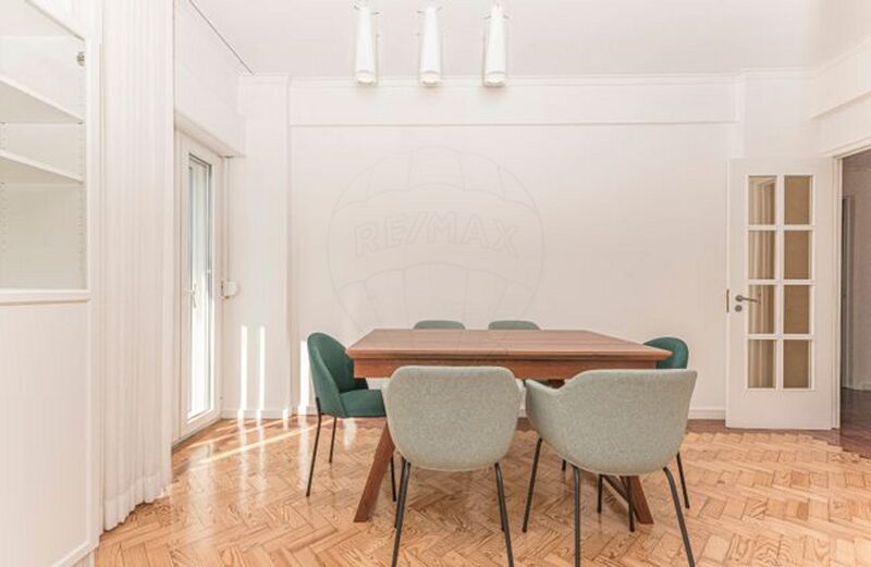 Apartamento Remodelado T2 São Domingos de Benfica Lisboa - jardim, ar condicionado