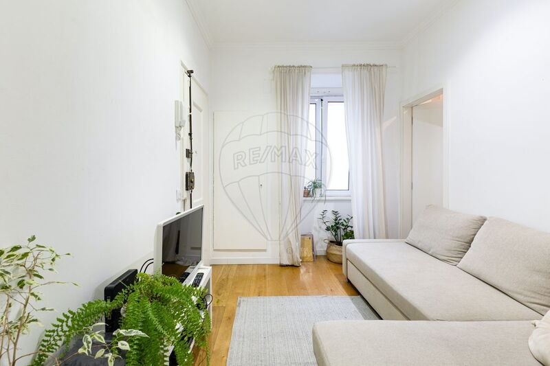 Apartment Refurbished 2 bedrooms São Vicente de Fora Lisboa - gardens, terrace, double glazing