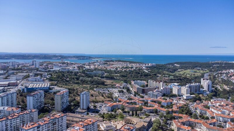 Terreno com 720m2 Oeiras - vista mar