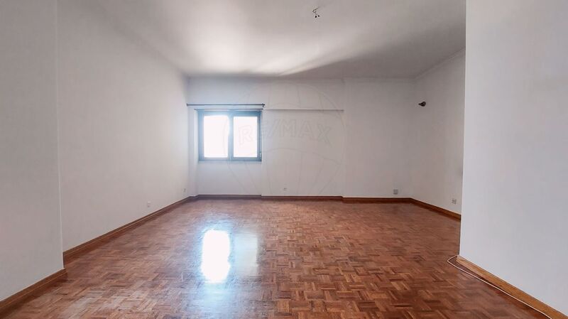 Apartment T2 São Domingos de Benfica Lisboa - ,