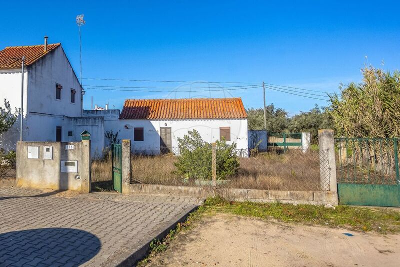 Moradia Geminada junto ao centro V5 Couço Coruche - terraço, lareira