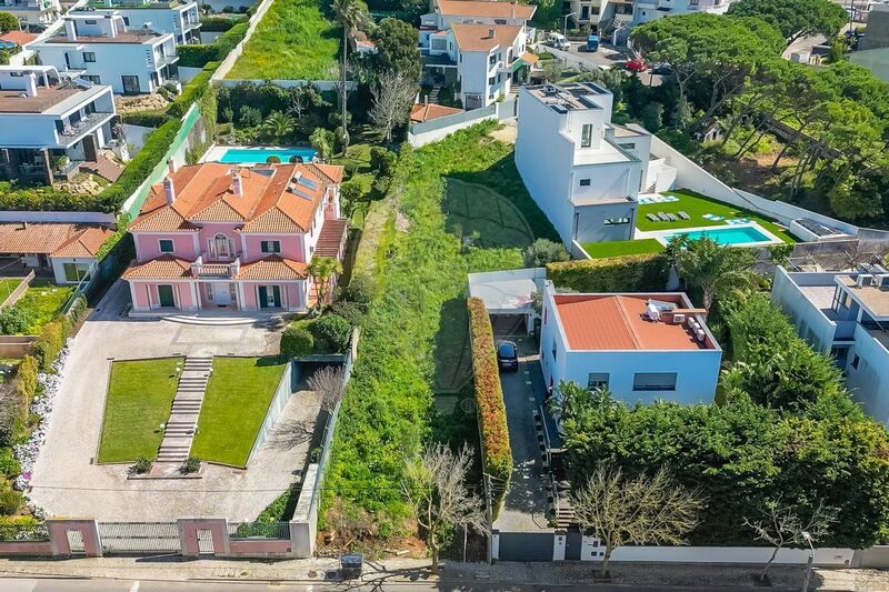 Land with 961sqm Cascais