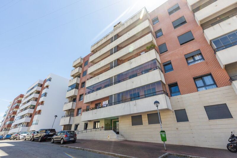 Apartment T1 Modern Odivelas - store room, parking lot, air conditioning