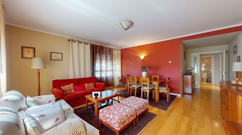 Apartment T3 Campolide Lisboa - ,