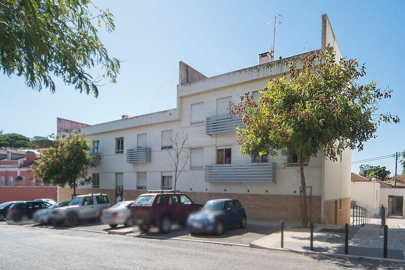 Apartamento T1 Santa Clara Lisboa - cozinha equipada