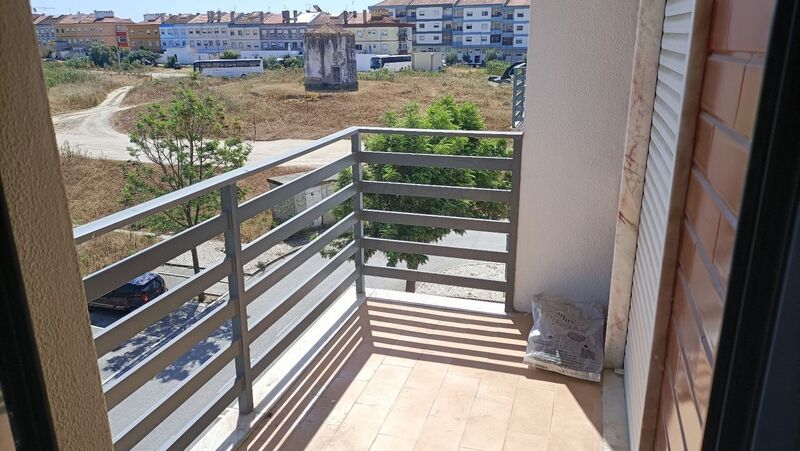 Apartamento T3 Montijo - arrecadação