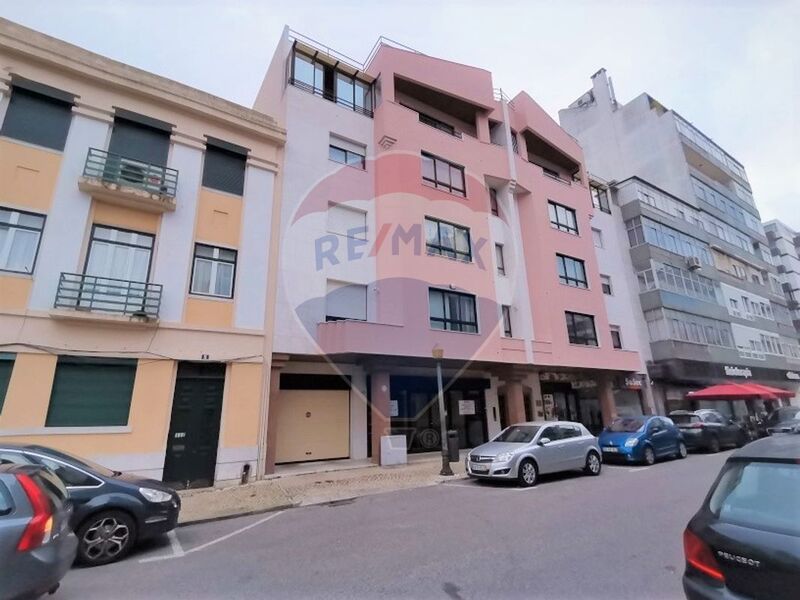 Apartamento T3 São Domingos de Benfica Lisboa