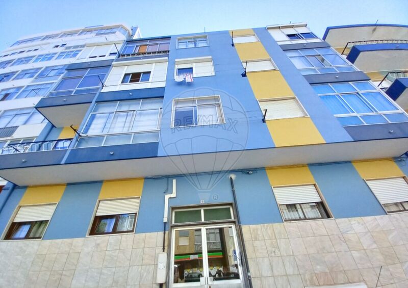апартаменты T2 Amora Seixal - бассейн, 2º этаж, веранда