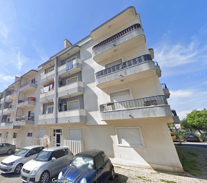 Apartamento T2 Algueirão-Mem Martins Sintra - arrecadação, r/c, sótão