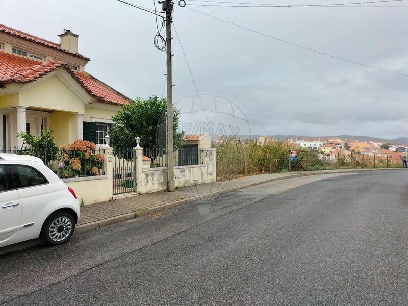 Terreno Urbano para construção Loures