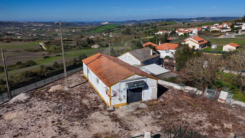 Warehouse with 175sqm Sobral de Monte Agraço