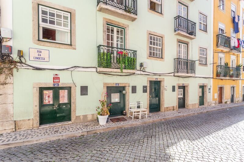 Apartment 3 bedrooms Santa Maria Maior Lisboa - 1st floor