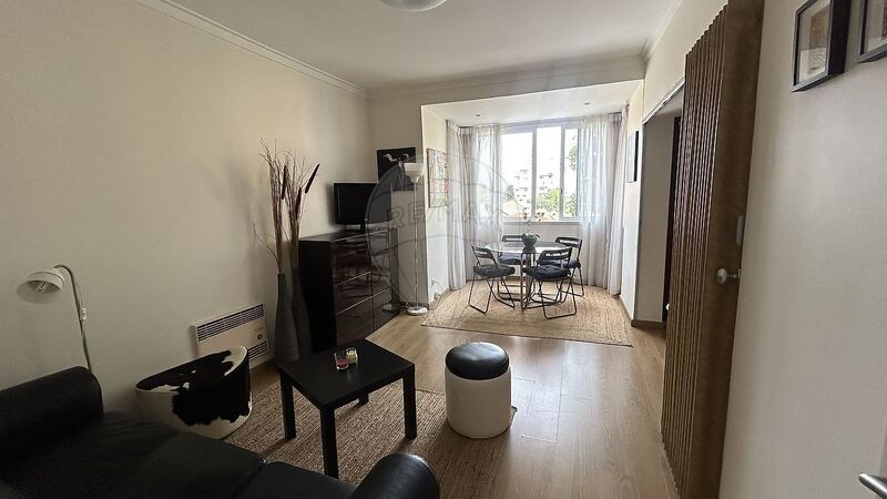 Apartamento T1 Estoril Cascais - mobilado, equipado, zona muito calma