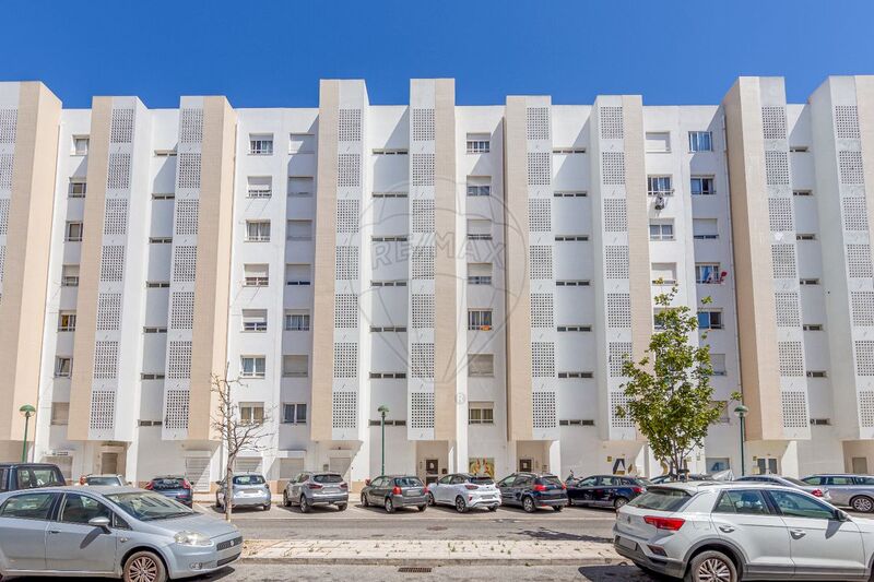 апартаменты современная в хорошем состоянии T2 Oeiras