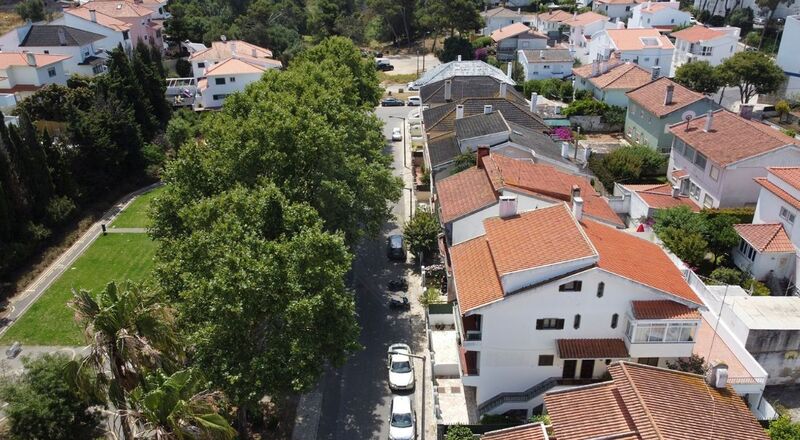 Apartamento T4 Estoril Cascais - varanda, sótão, jardim, bbq