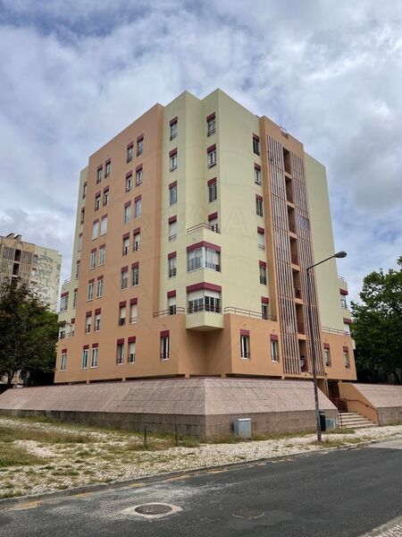Apartment in the center T3 Lumiar Lisboa