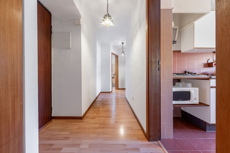 Apartment T2 Almada - ground-floor