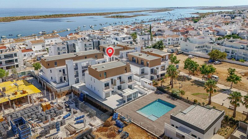 апартаменты T2 Cabanas de Tavira - веранда, гараж, экипированная кухня, гаражное место, бассейн