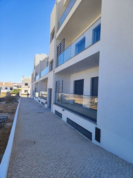 Apartamento em urbanização T2 Cabanas de Tavira - cozinha equipada, garagem, terraço, equipado, piscina, vidros duplos
