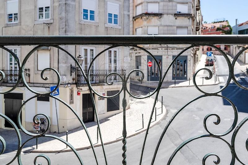 Apartment T3 Misericórdia Lisboa - ,