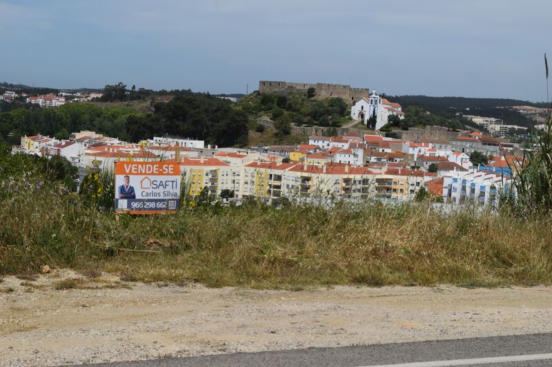 Plot of land nouvel with 694sqm Torres Vedras - construction viability