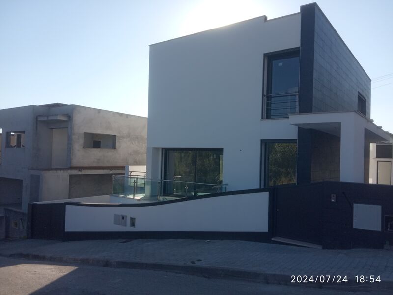 House new 3 bedrooms São Pedro Torres Novas - garden, swimming pool, garage, store room, quiet area