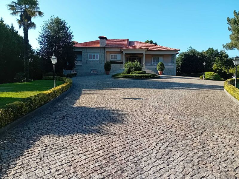 House/Villa Aldão Guimarães - , , ,
