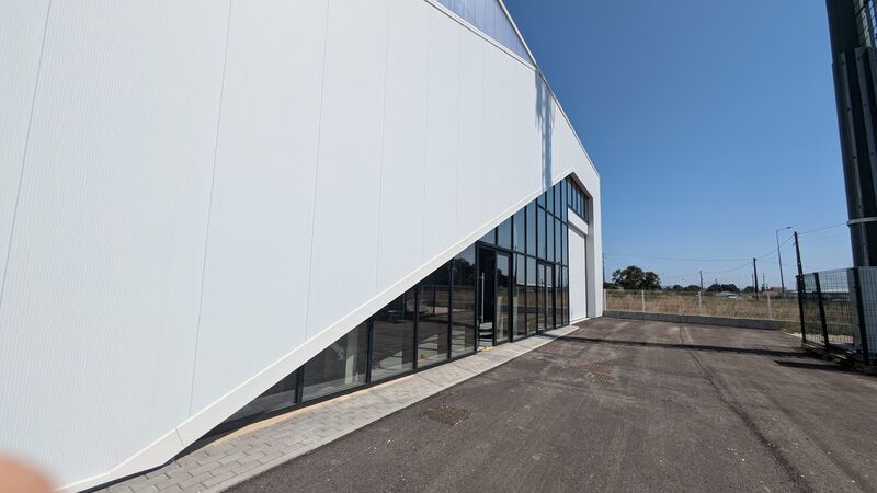 Warehouse uusi with 400sqm Leiria - ,