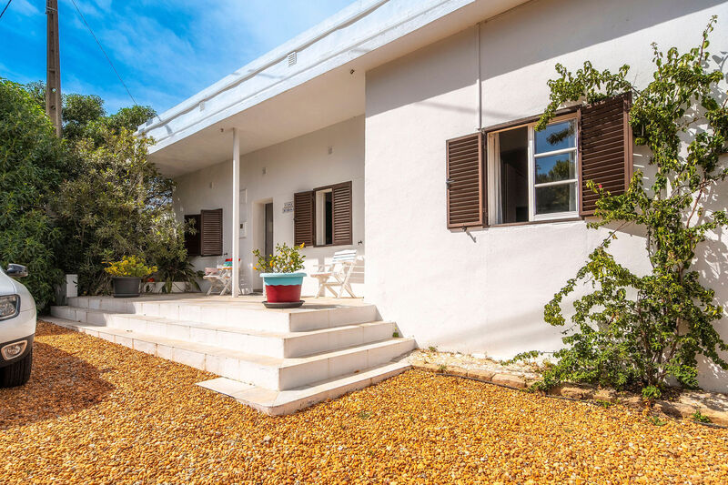 House 5 bedrooms São Sebastião Loulé - equipped kitchen, barbecue, garden, garage, swimming pool