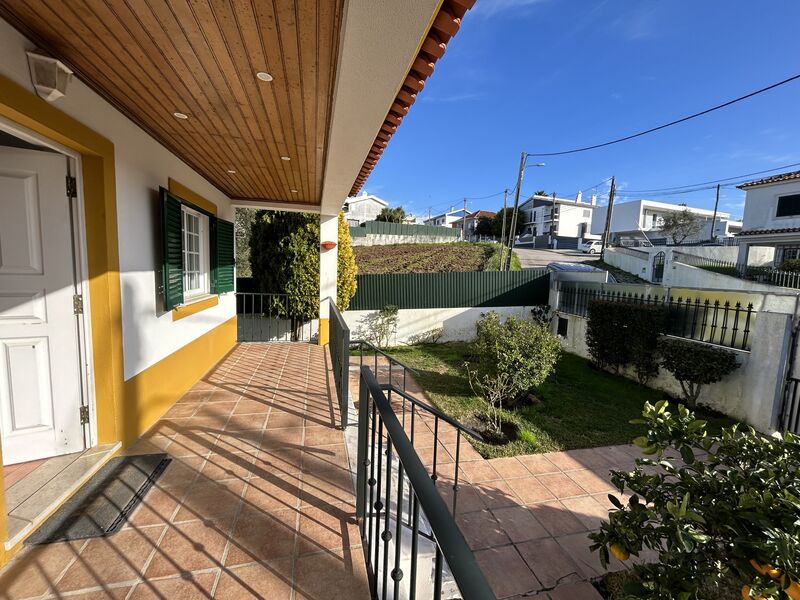 House V4 Castelo (Sesimbra) - swimming pool, terrace, barbecue, equipped kitchen, garden, very quiet area, garage