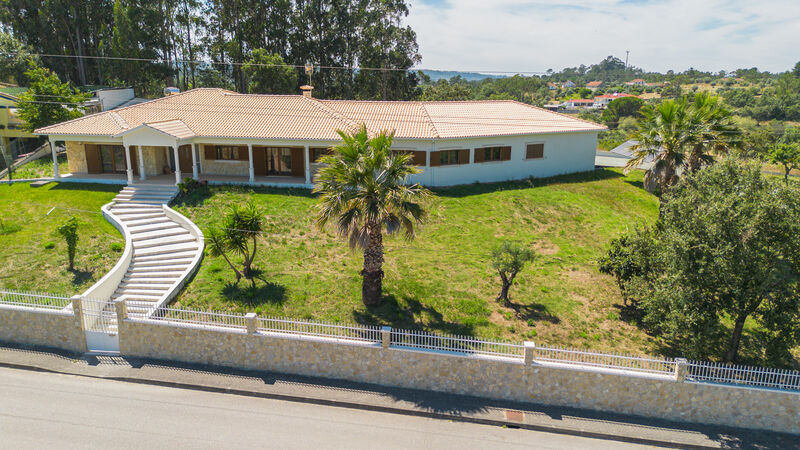 House Single storey V5 Vila Cã Pombal - garage, boiler, quiet area, tennis court, central heating, swimming pool, garden, terrace, solar panel