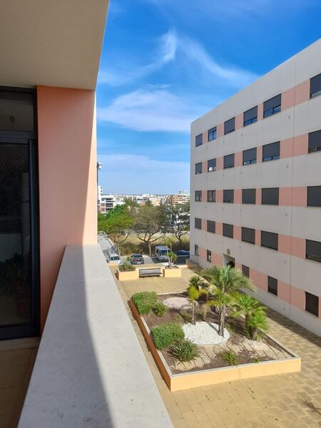 Apartment 3 bedrooms Portimão - air conditioning, parking space, garage, balcony