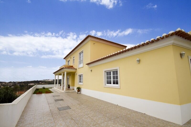 House excellent condition 4 bedrooms Ericeira Mafra - garage, barbecue