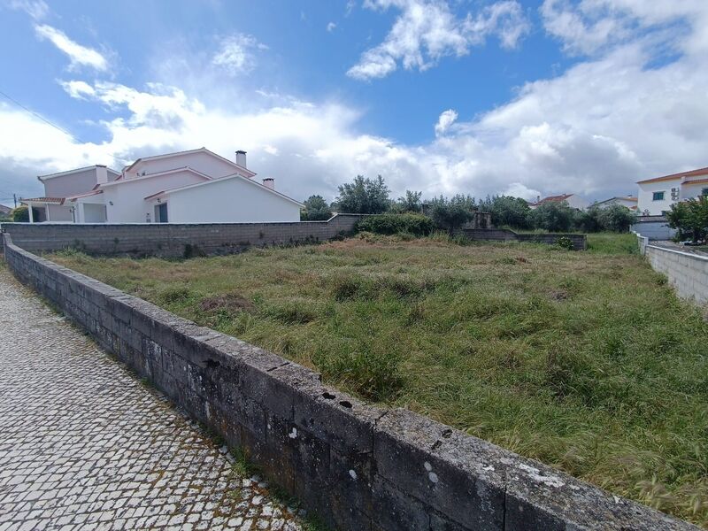 Land with 605sqm Alcains Castelo Branco