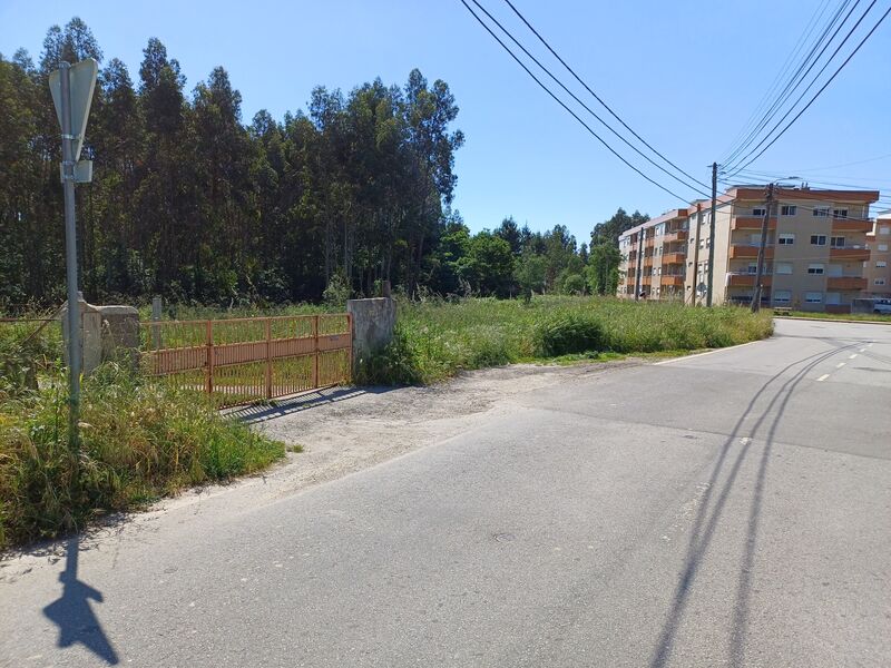 Land neue with 3524sqm Rio Tinto Gondomar - great location, water, electricity