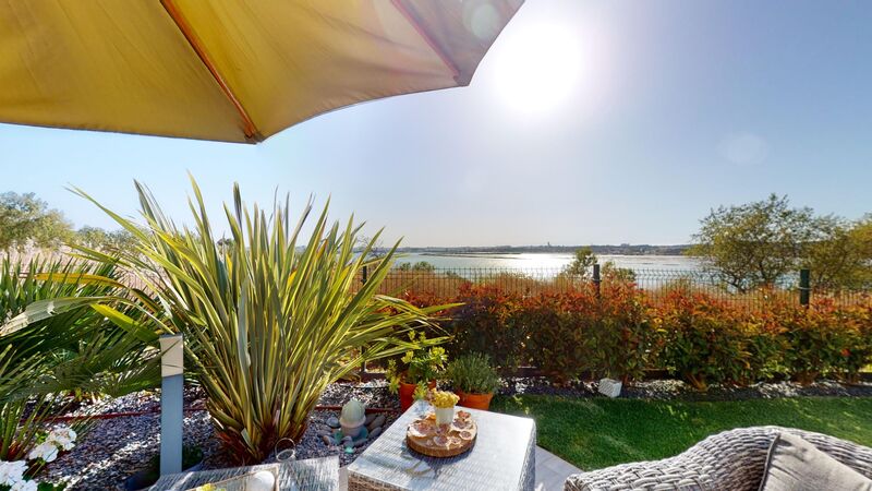 Moradia V3 de luxo Mexilhoeira da Carregação Lagoa (Algarve) - garagem, piscina, painel solar, ar condicionado, jardim, terraço