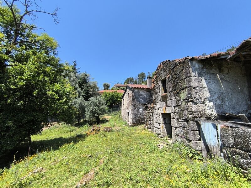 Terreno com 1935m2 Souto Terras de Bouro - vista magnífica