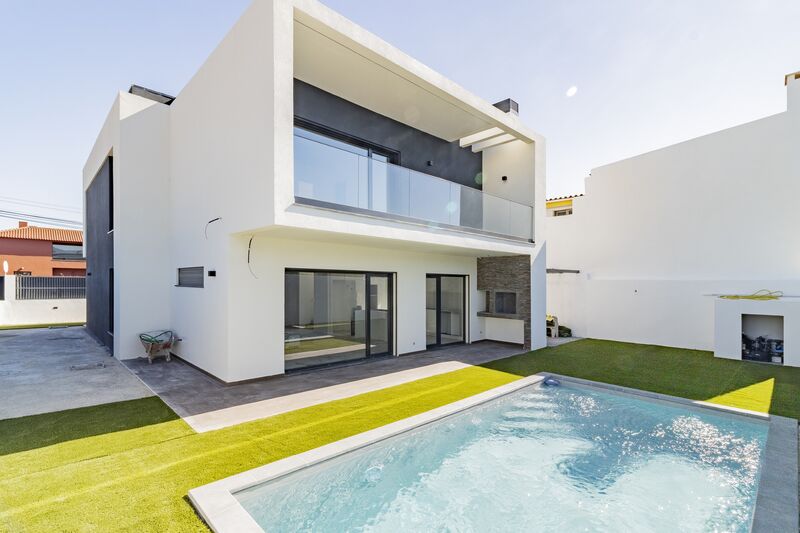 House V4 Luxury Bicesse Alcabideche Cascais - balcony, video surveillance, underfloor heating, solar panels, garden, heat insulation, alarm, swimming pool