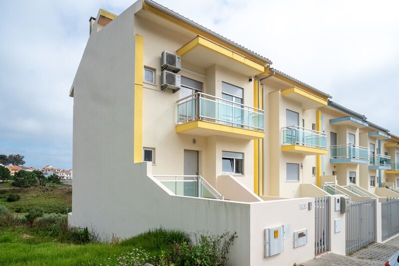 House 3 bedrooms Semidetached Nazaré - air conditioning, garage, sea view, terrace, barbecue, attic, fireplace, balcony