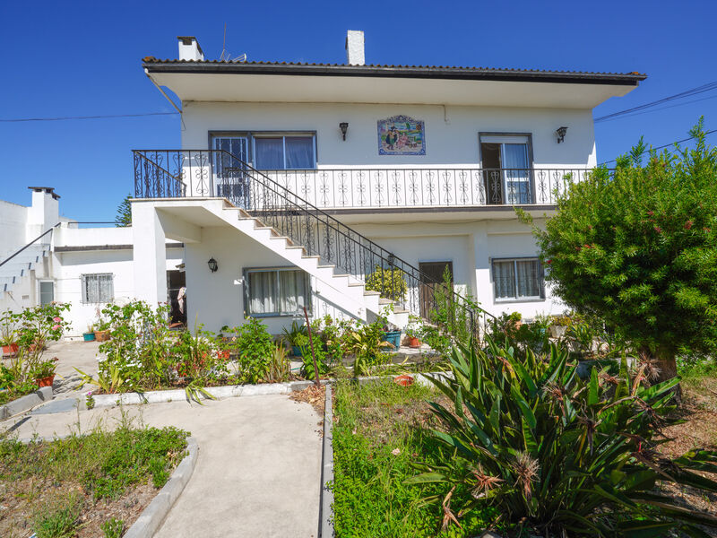 House in the field V4 Vila Moreira Alcanena - garage, backyard