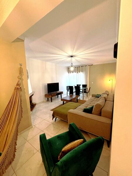 Apartment 3 bedrooms excellent condition Leiria - fireplace, lots of natural light, attic, balcony, double glazing, marquee