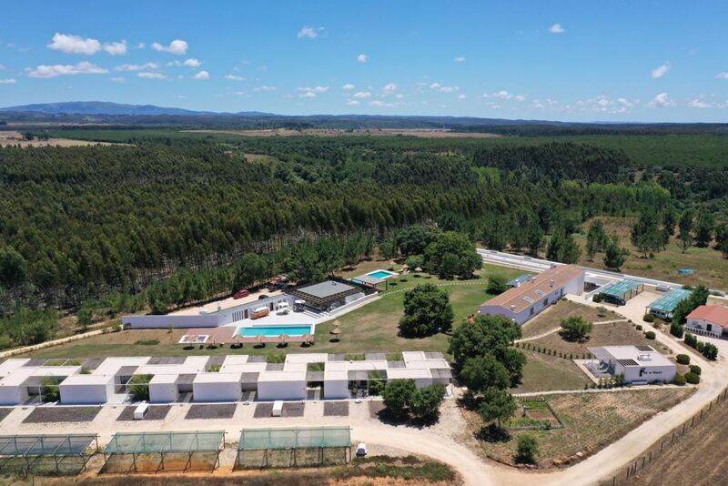 Chácara/Sítio/Fazenda São Teotónio Odemira - equipada, viabilidade de construção, garagem, jardim, piscina, ar condicionado, terraço