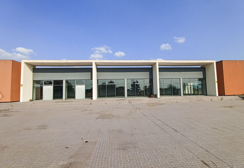 Warehouse with 1727sqm Samora Correia Benavente