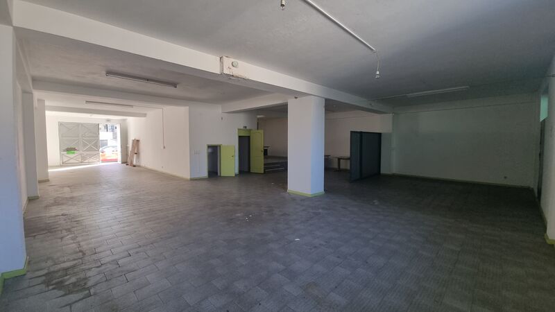 Warehouse with 170sqm Feira da Senhora da Hora Matosinhos - toilet, easy access