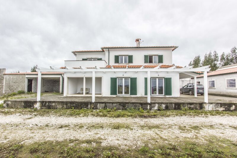 Farm V4 Leiria - garage, fireplace, store room, equipped, solar panels, solar panels