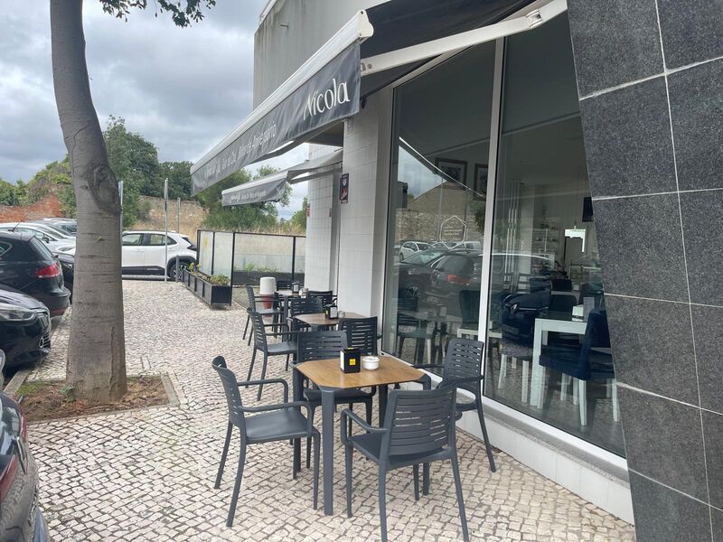 Shop Torres Novas - equipped, great location